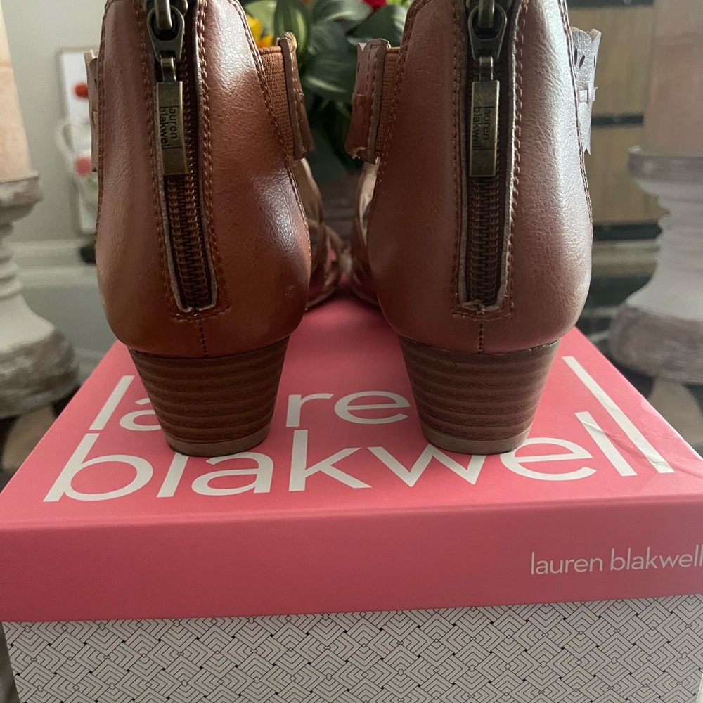 Women's Blyth Cognac Sandals Size 7.5 - Picture 4 of 6
